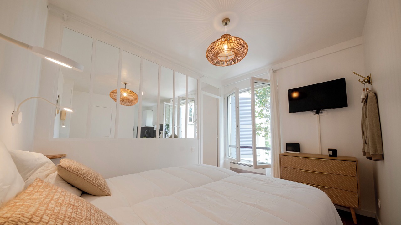 Photo of Bedroom in Clignancourt