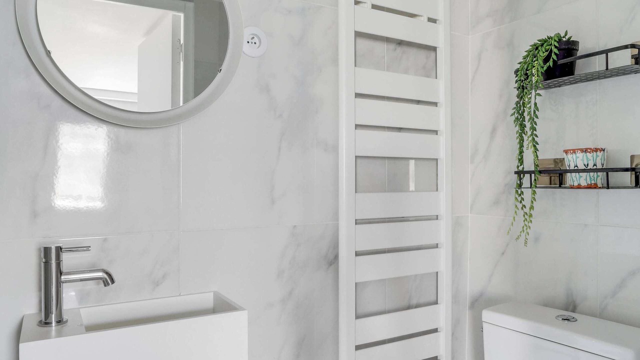 Photo of Bathroom in Arts-et-Metiers