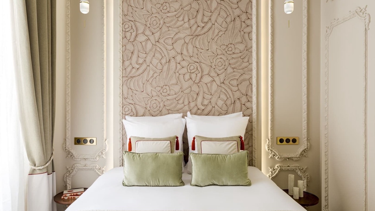Photo of Bedroom in Champs-Elysees
