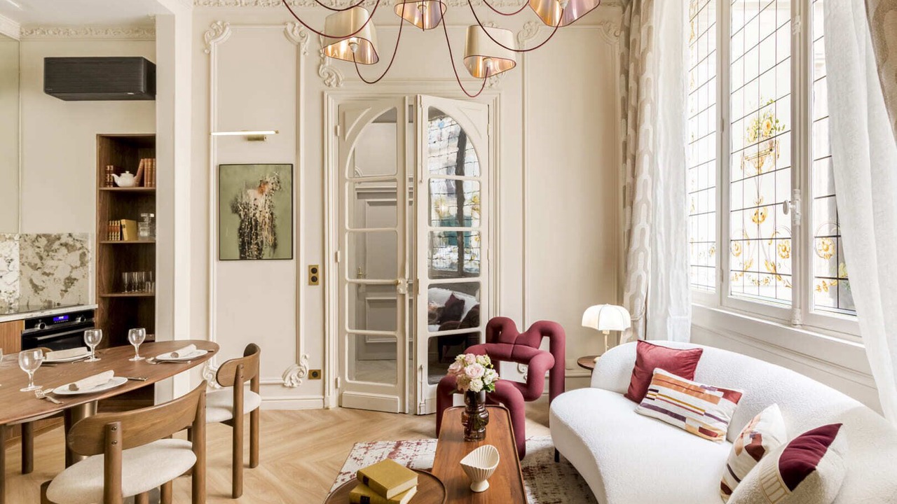 Photo of Livingroom in Champs-Elysees