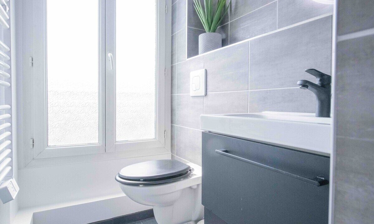 Photo of Bathroom in 12th Arrondissement