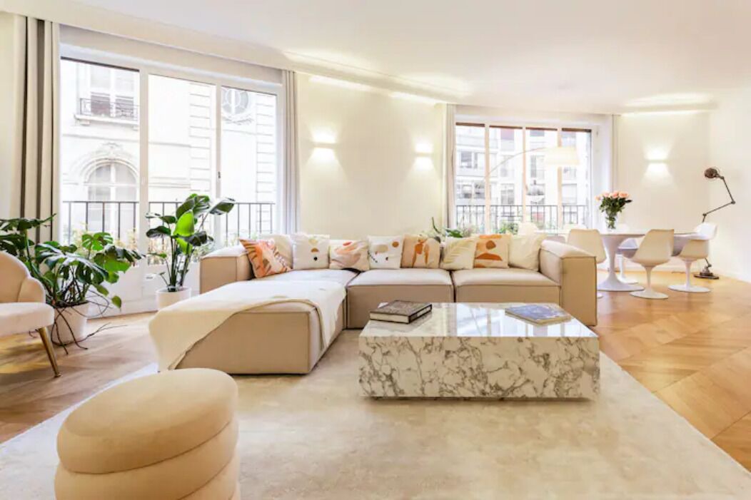Photo of Livingroom in Chaillot