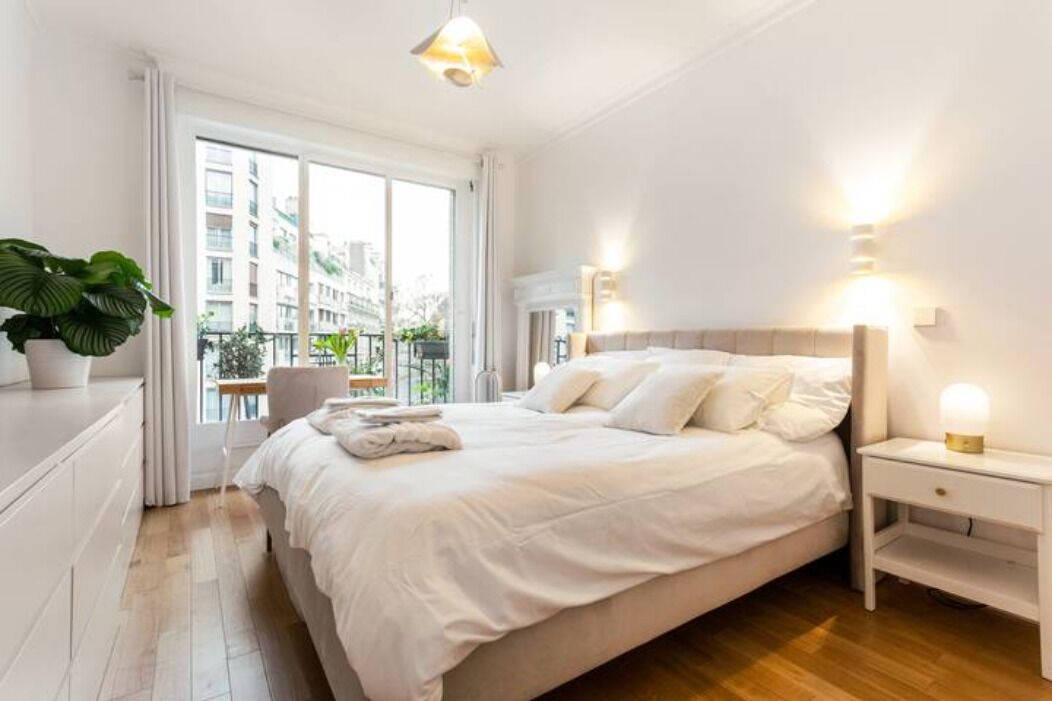 Photo of Bedroom in Chaillot