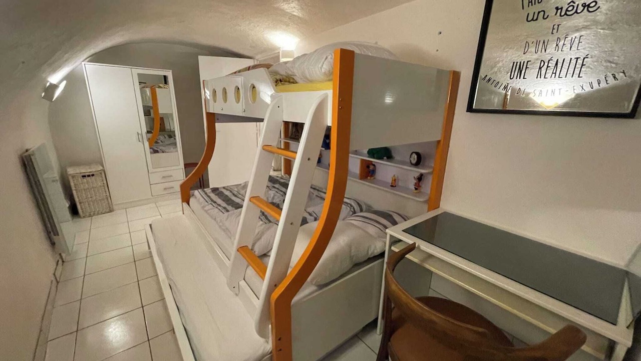 Photo of Bedroom in Belleville