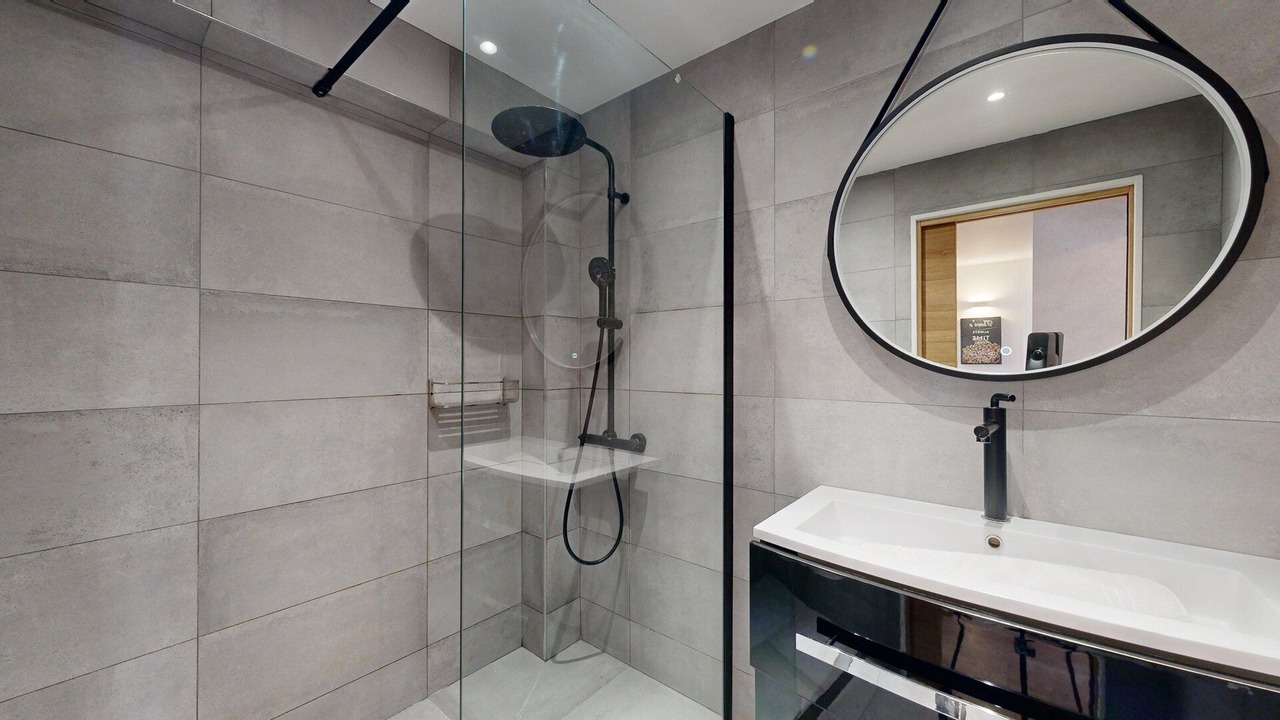 Photo of Bathroom in 12th Arrondissement