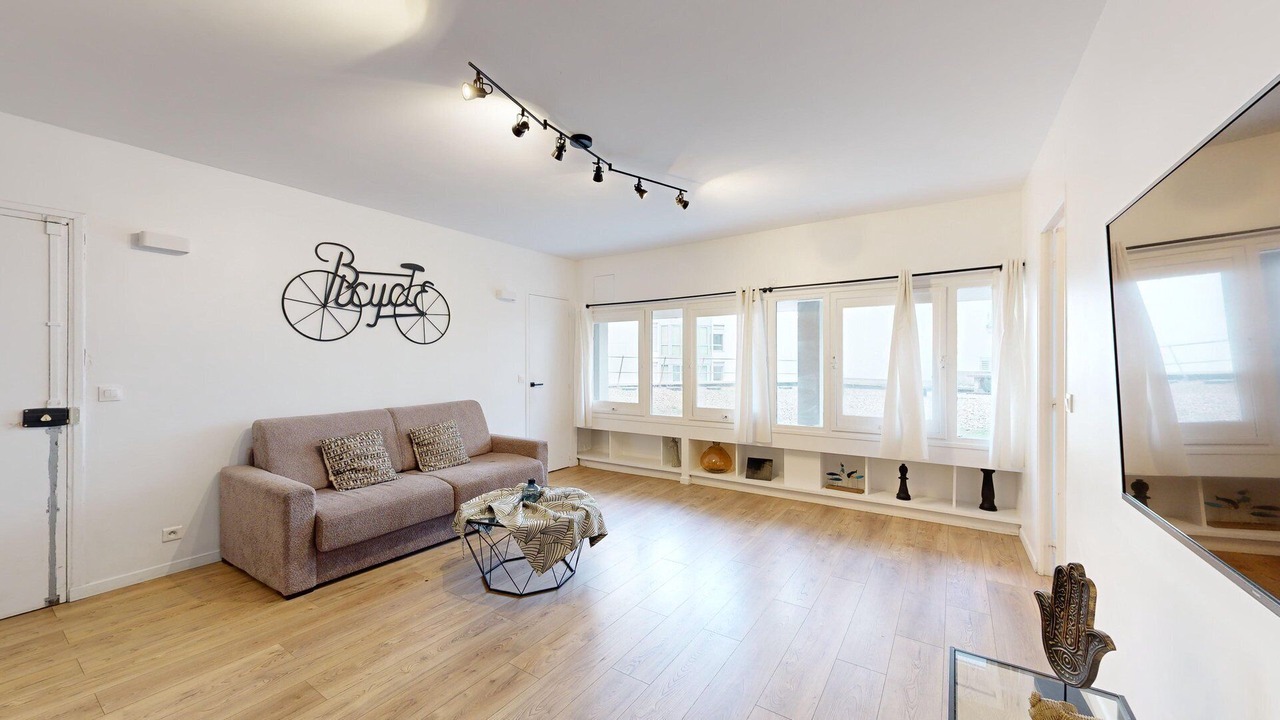 Photo of Livingroom in 12th Arrondissement