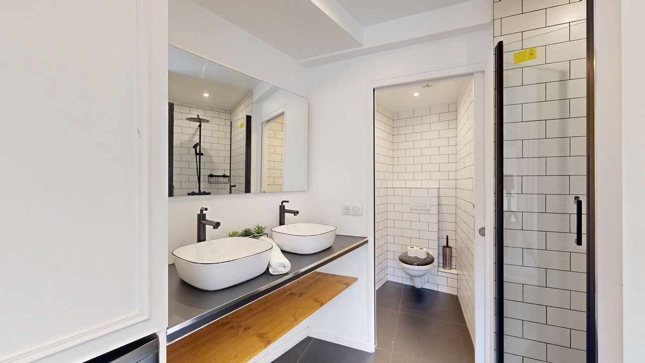 Photo of Bathroom in 12th Arrondissement