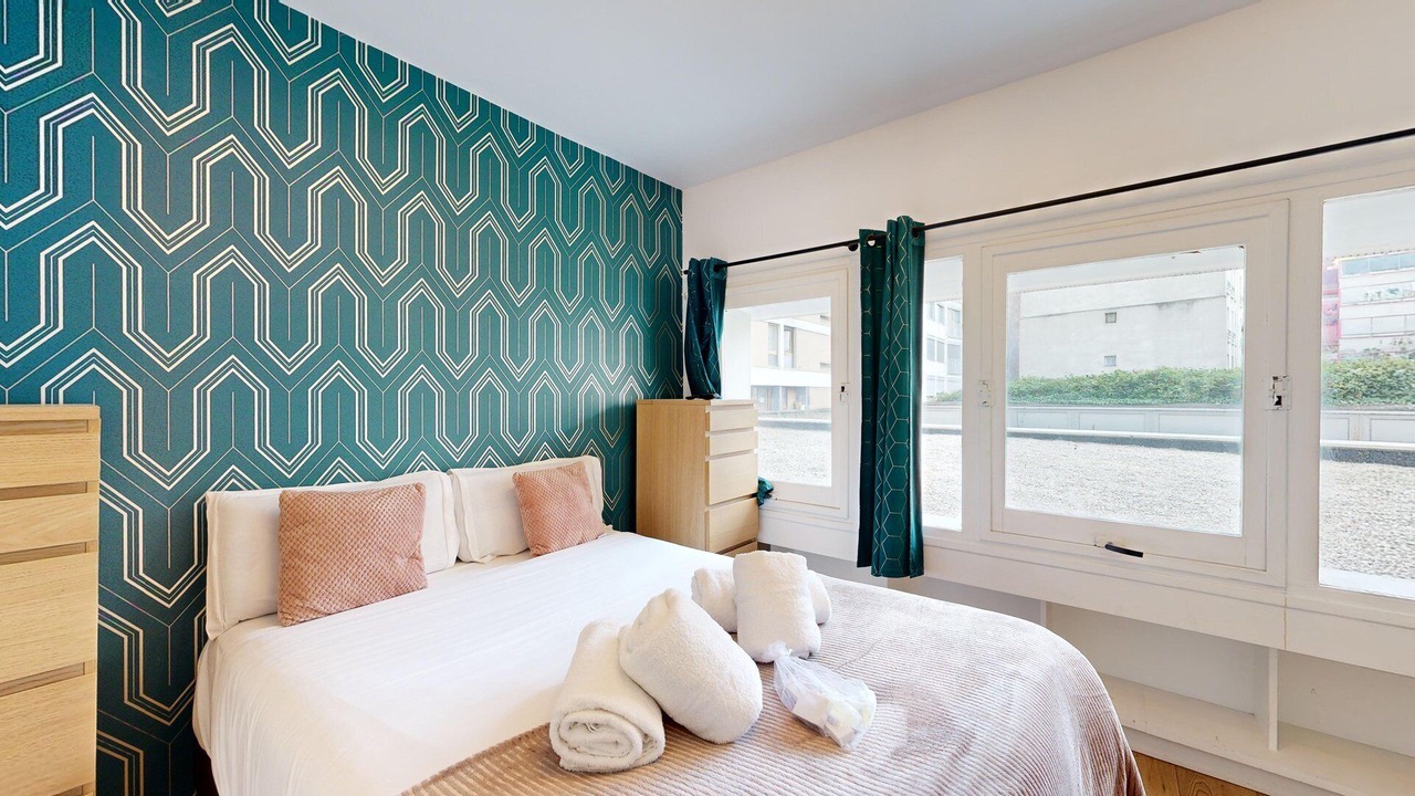 Photo of Bedroom in 12th Arrondissement