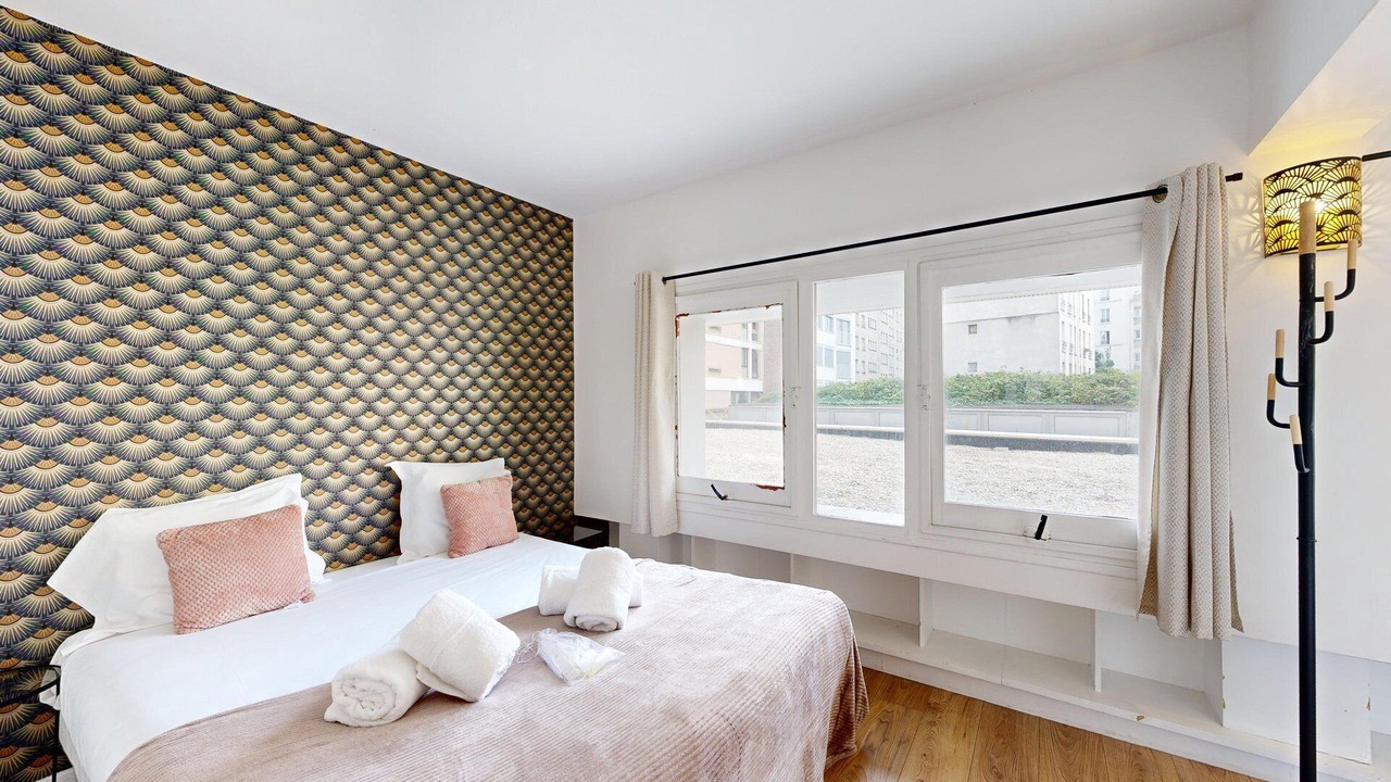 Photo of Bedroom in 12th Arrondissement
