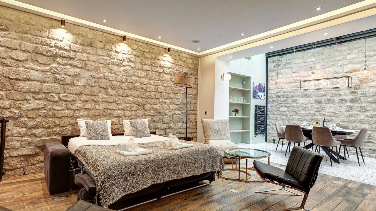 Photo of Bedroom in Hopital Saint-Louis