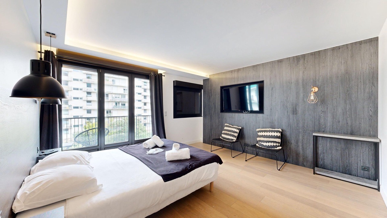 Photo of Bedroom in 15th Arrondissement