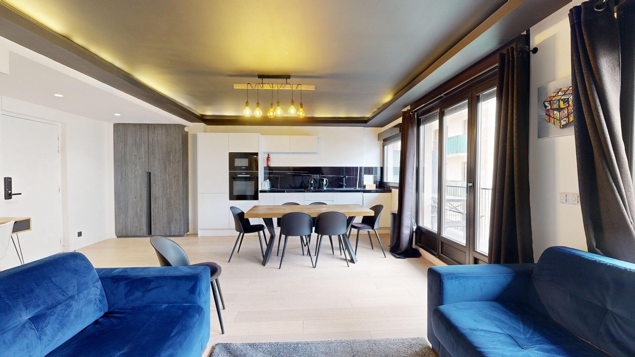 Photo of Livingroom in 15th Arrondissement