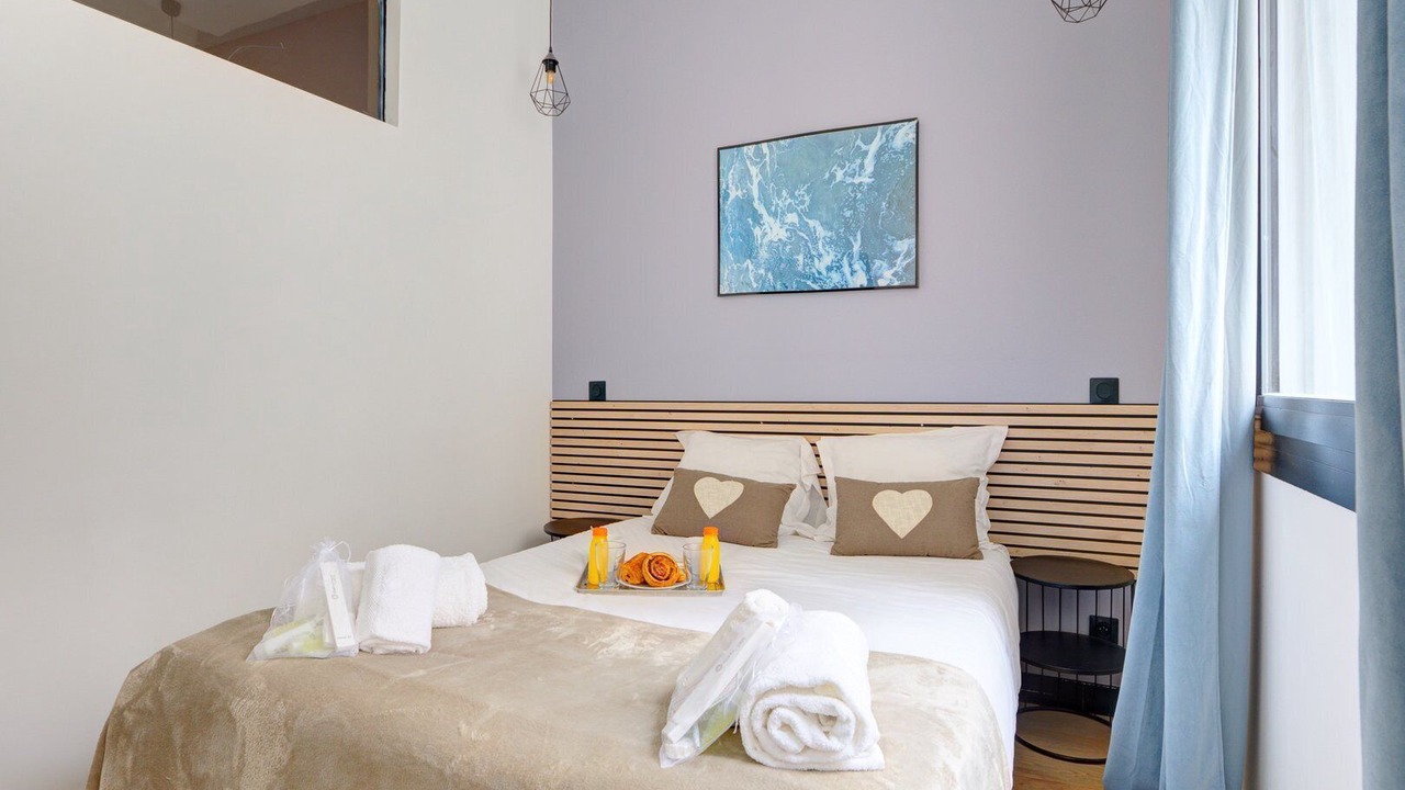 Photo of Bedroom in 12th Arrondissement