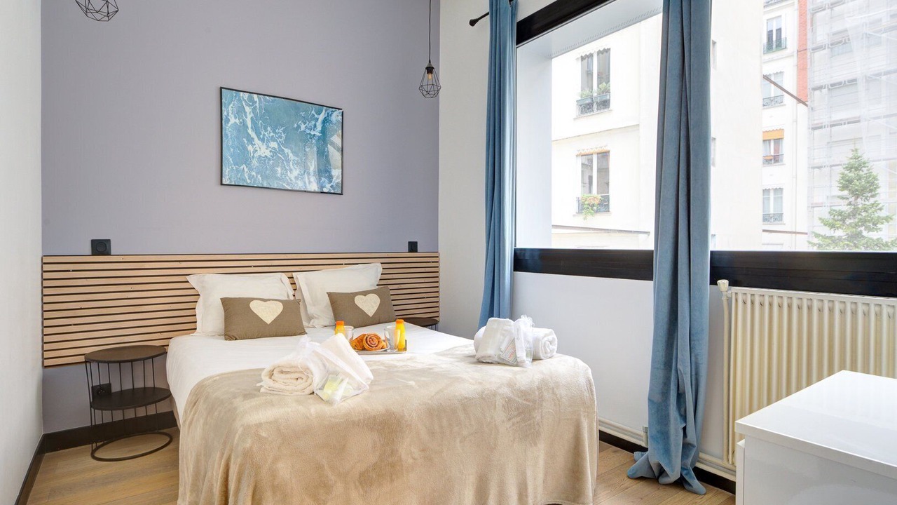 Photo of Bedroom in 12th Arrondissement