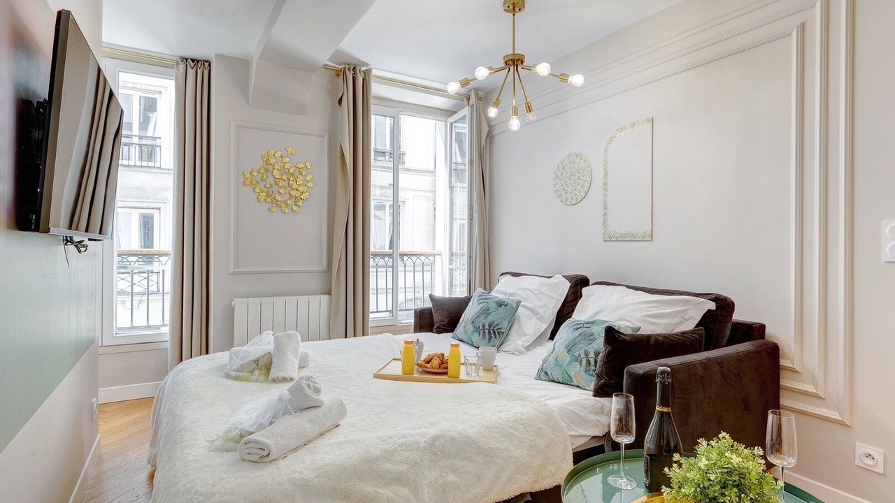 Photo of Bedroom in Arts-et-Metiers