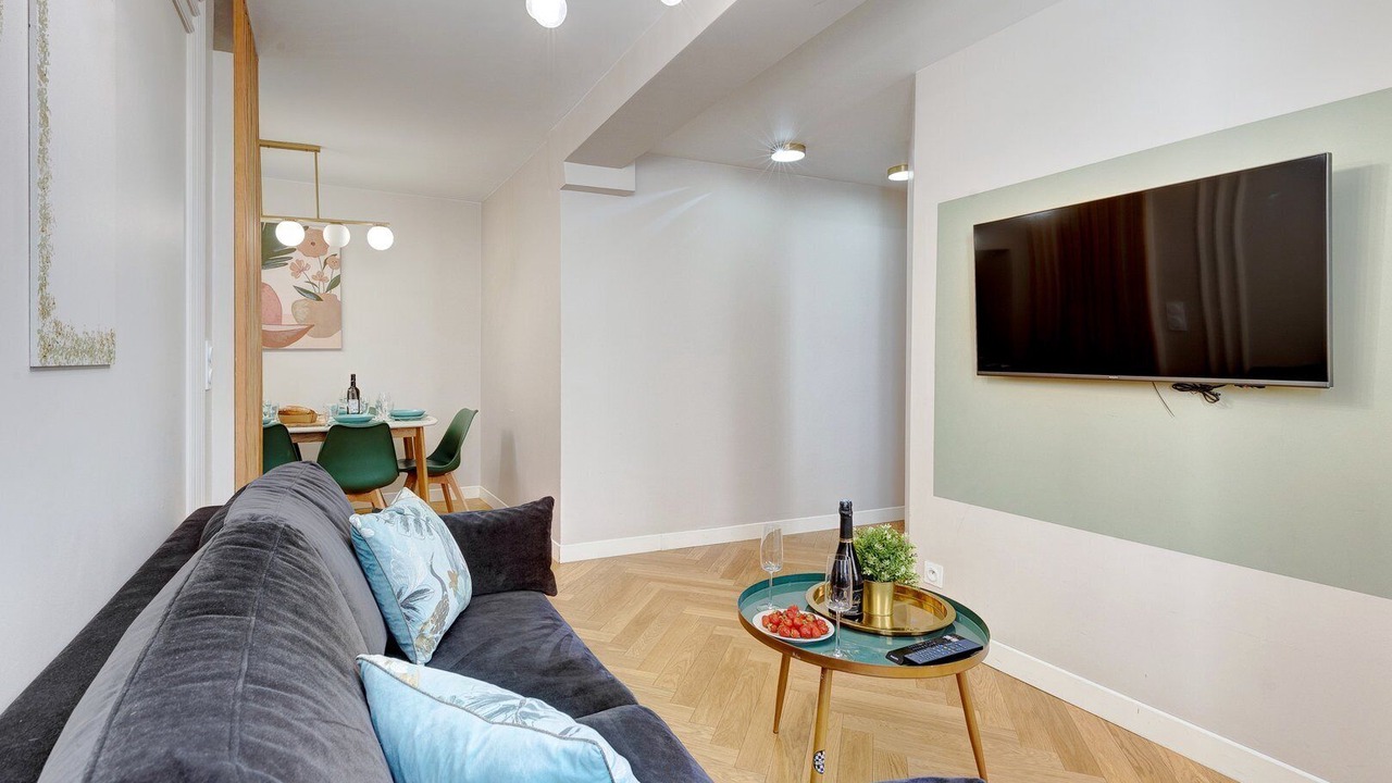 Photo of Livingroom in Arts-et-Metiers