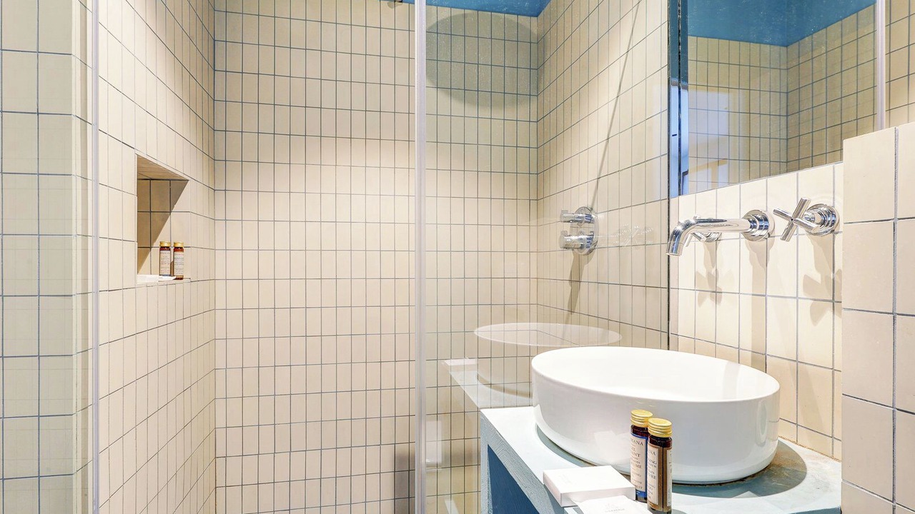 Photo of Bathroom in 3rd Arrondissement