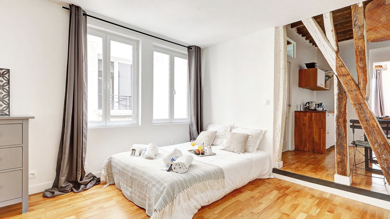 Photo of Bedroom in 3rd Arrondissement