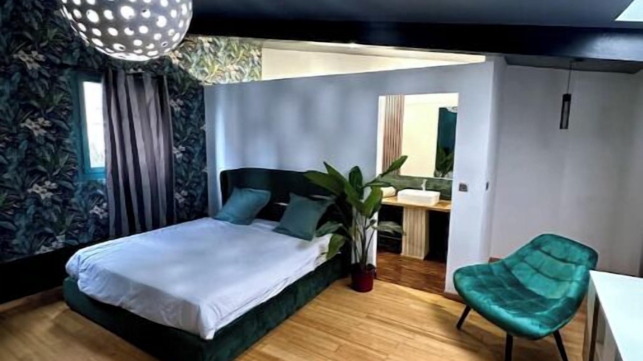 Photo of Bedroom in Puteaux