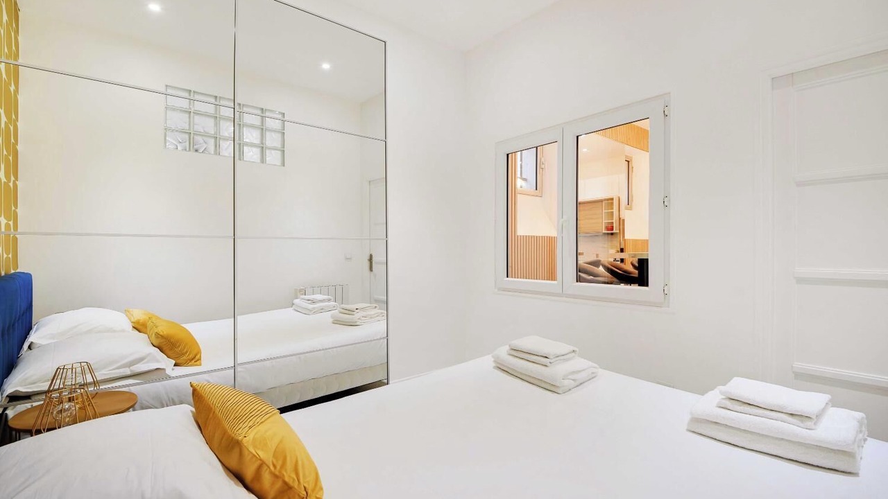 Photo of Bedroom in Arts-et-Metiers
