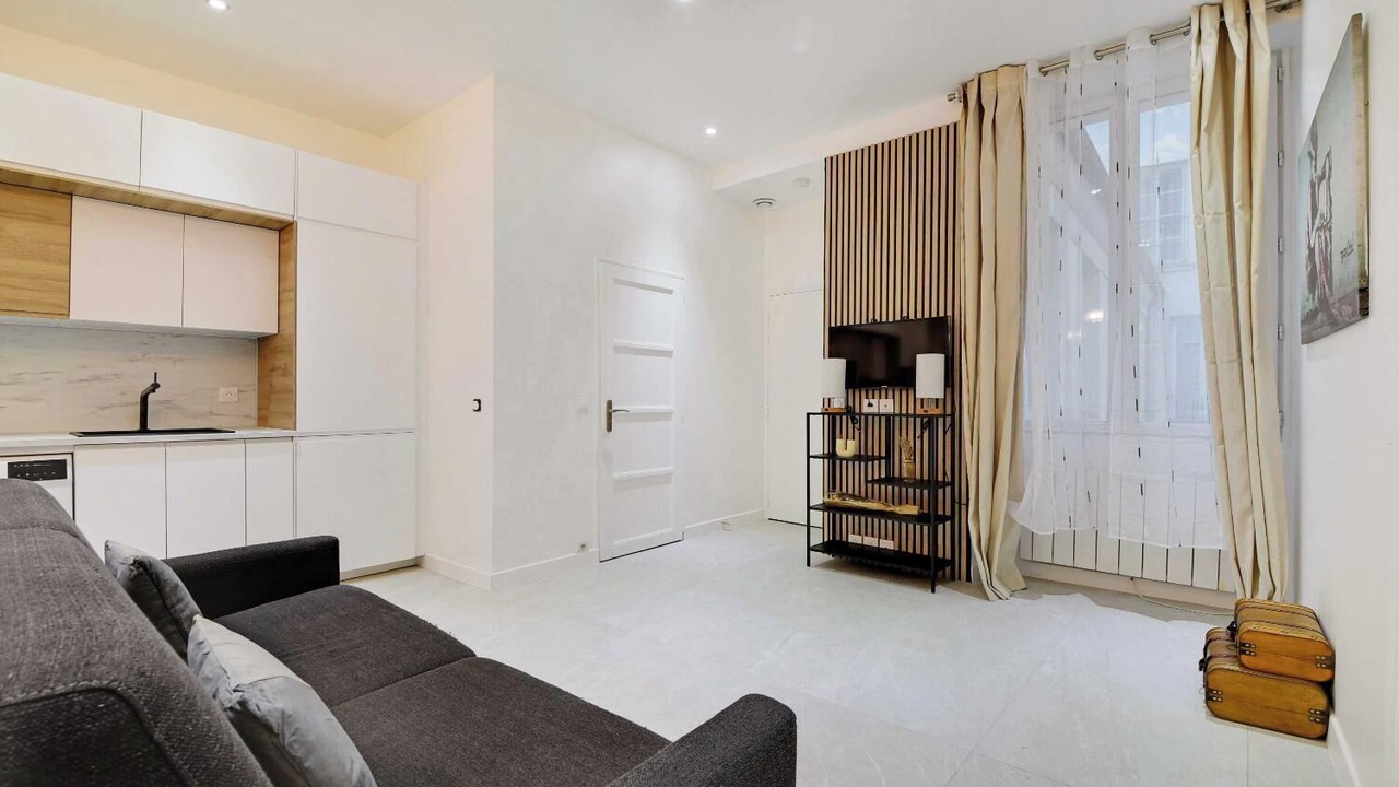 Photo of Livingroom in Arts-et-Metiers