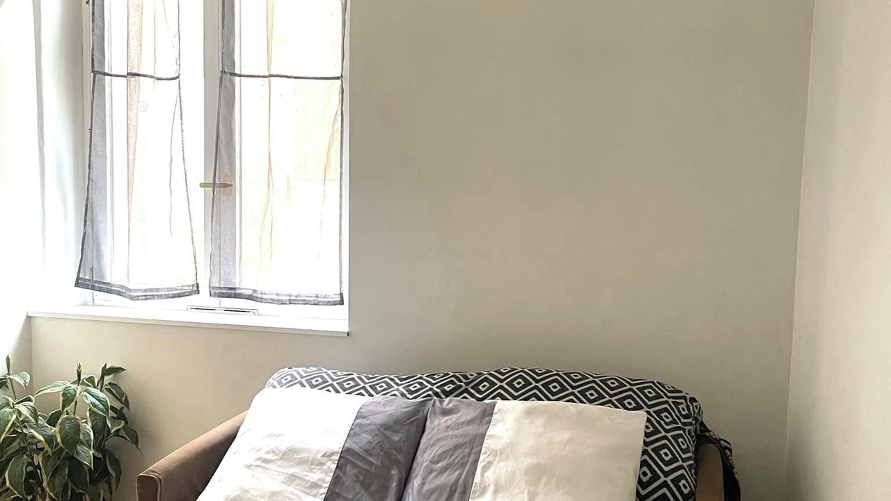 Photo of Bedroom in Republique–Point-du-Jour