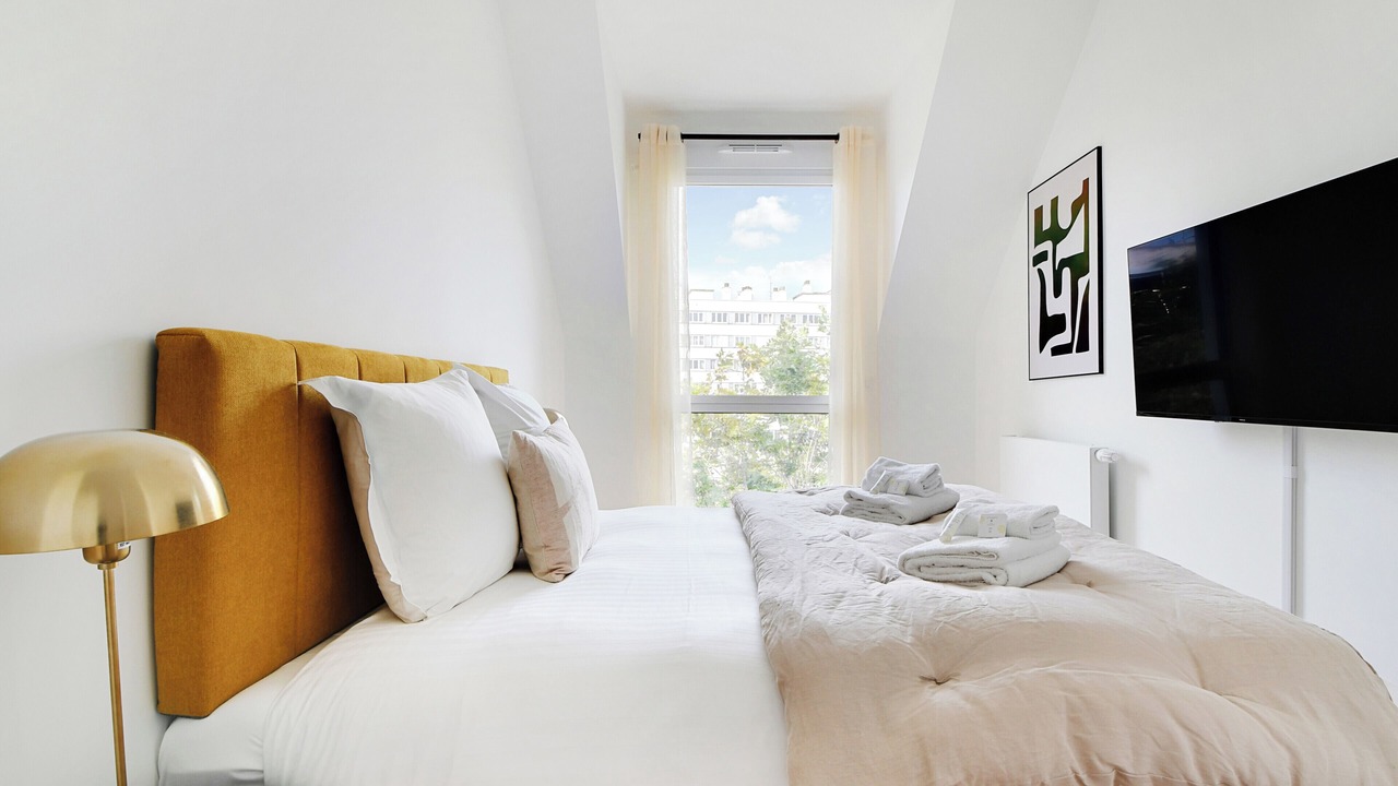 Photo of Bedroom in Clichy