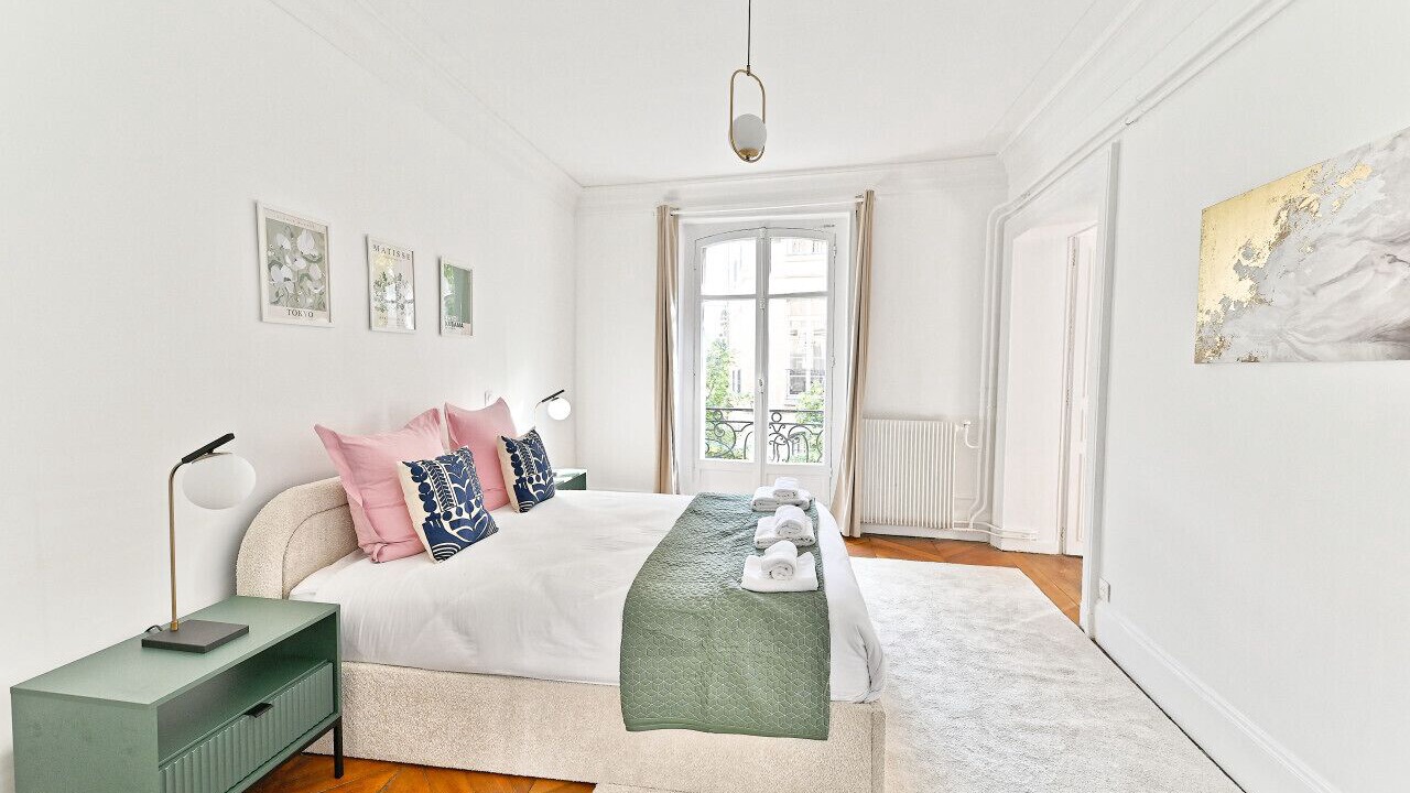 Photo of Bedroom in Marais