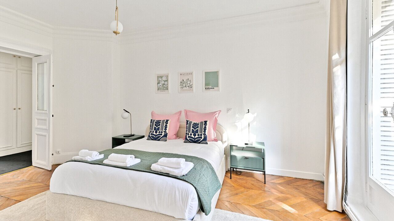 Photo of Bedroom in Marais