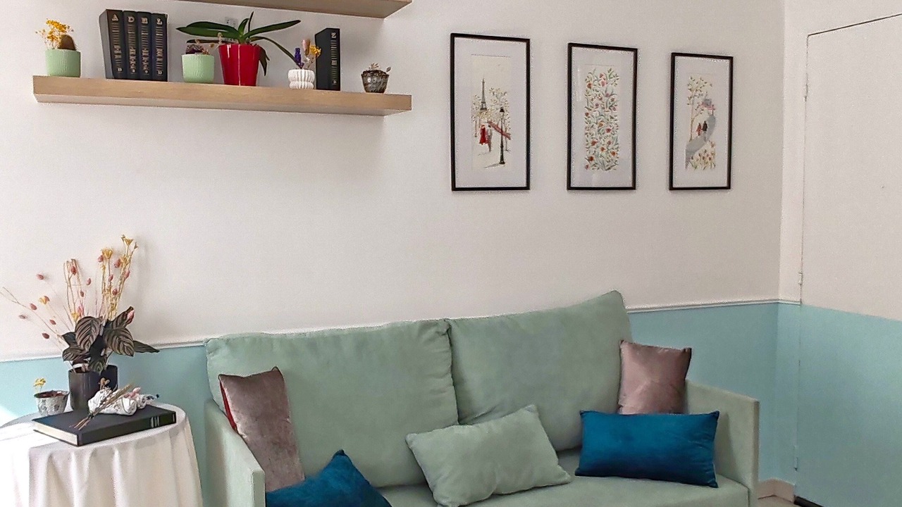 Photo of Livingroom in Hopital Saint-Louis