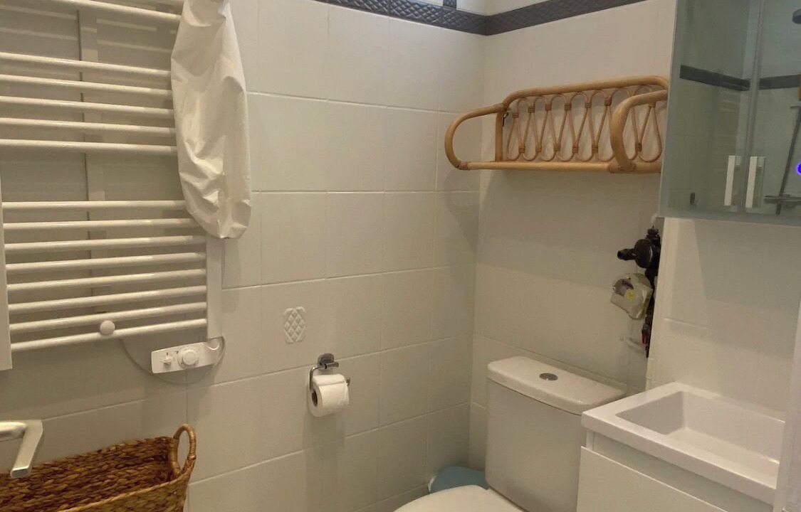 Photo of Bathroom in Joinville-le-Pont