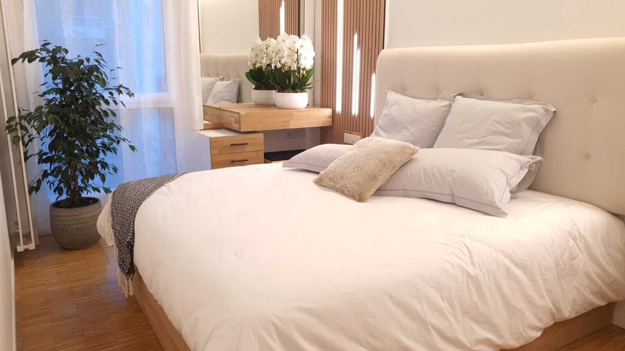 Photo of Bedroom in Hopital Saint-Louis