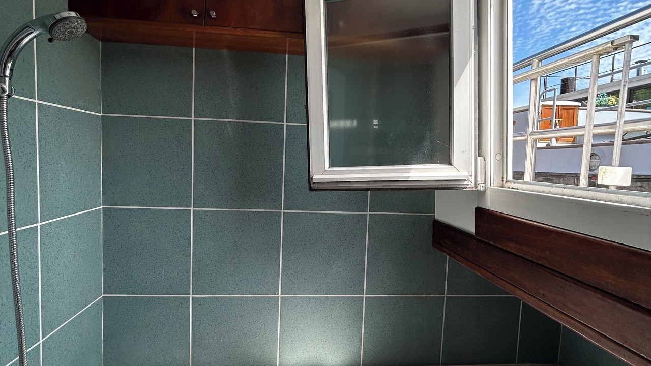Photo of Bathroom in Asnieres-sur-Seine