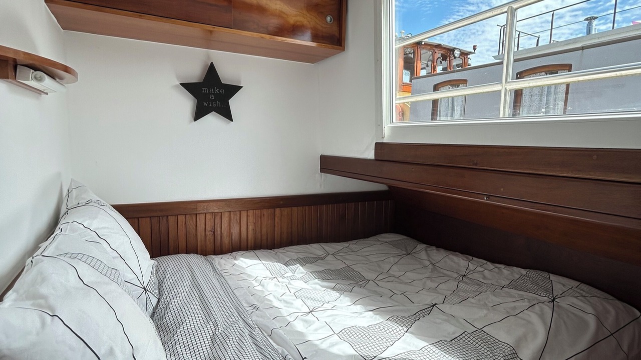 Photo of Bedroom in Asnieres-sur-Seine