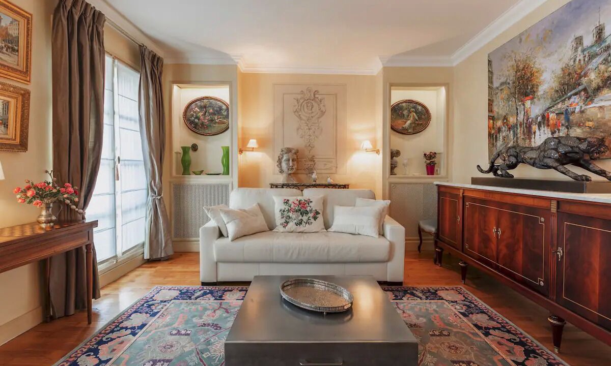 Photo of Livingroom in 4th Arrondissement