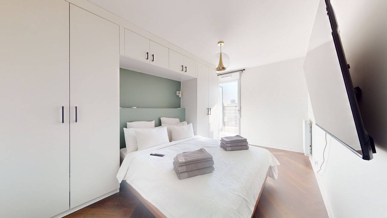 Photo of Bedroom in Asnieres-sur-Seine