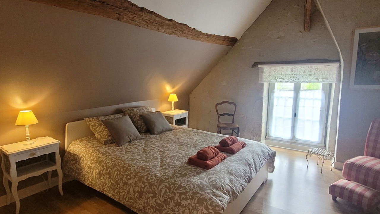Photo of Bedroom in Poce-sur-Cisse