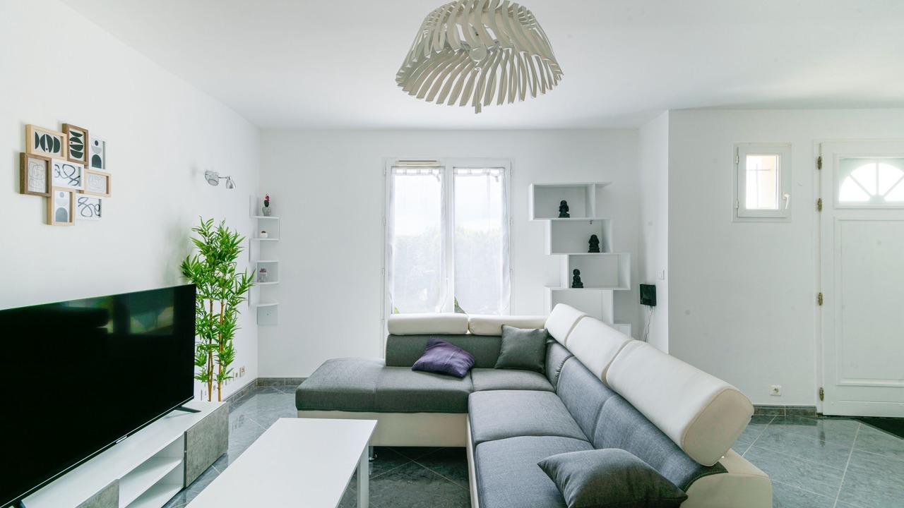 Photo of Livingroom in Precy-sur-Marne