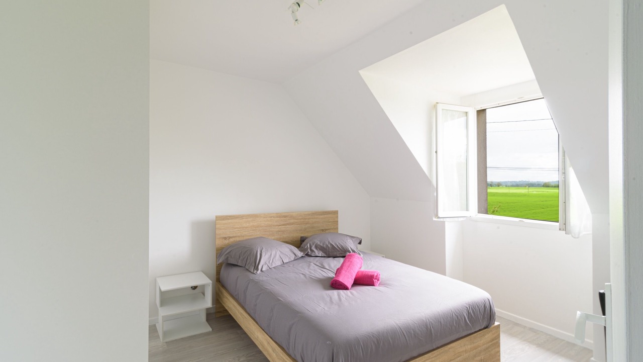 Photo of Bedroom in Precy-sur-Marne