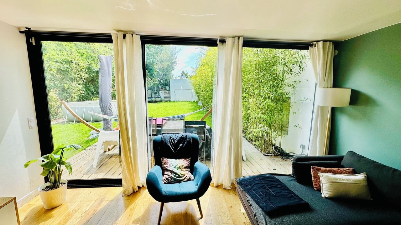 Photo of Livingroom in Saint-Cloud