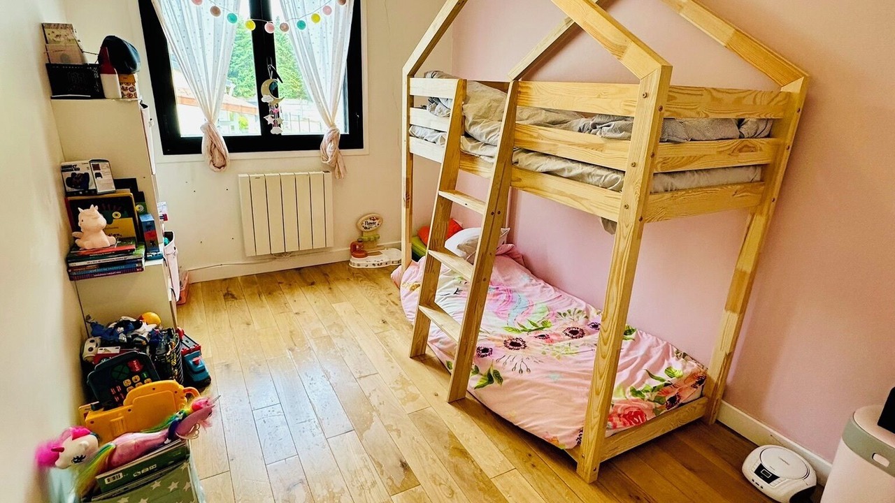 Photo of Bedroom in Saint-Cloud