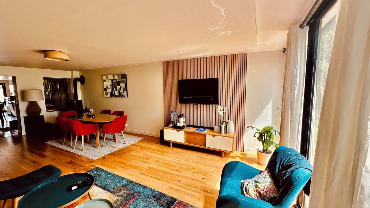 Photo of Livingroom in Saint-Cloud
