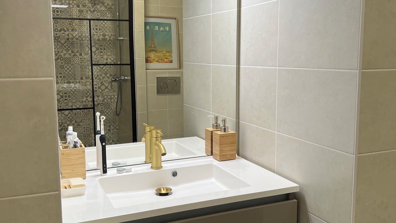 Photo of Bathroom in Le Perreux-sur-Marne