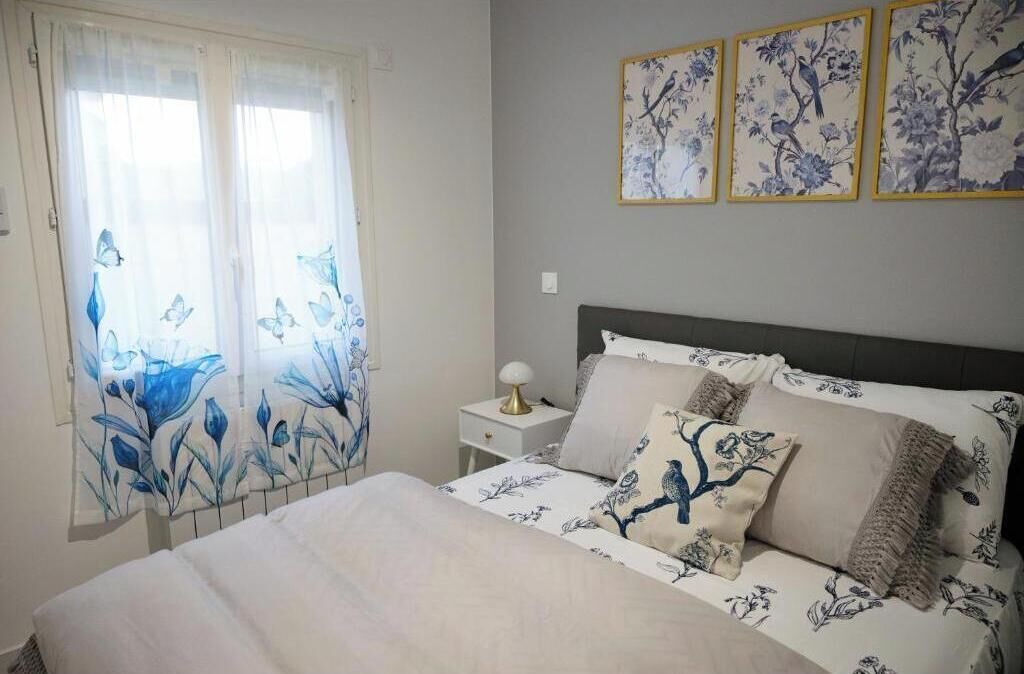 Photo of Bedroom in Noisy-le-Sec