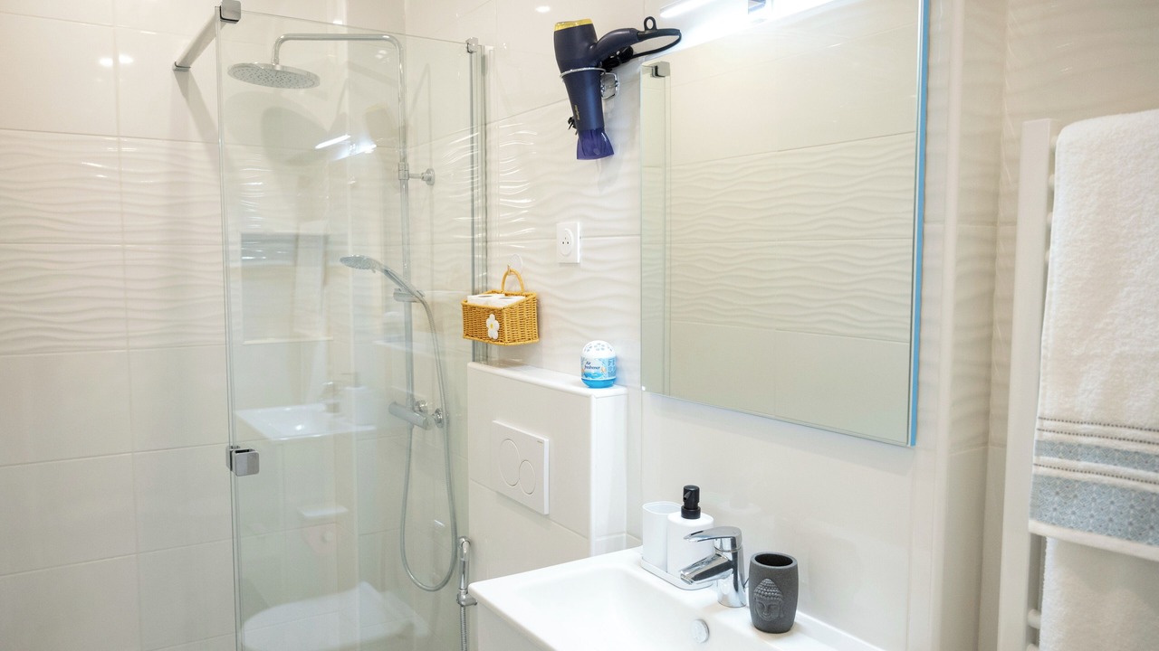 Photo of Bathroom in Noisy-le-Sec