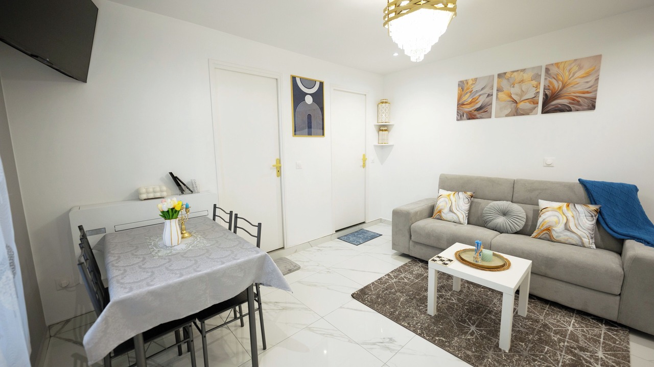 Photo of Livingroom in Noisy-le-Sec