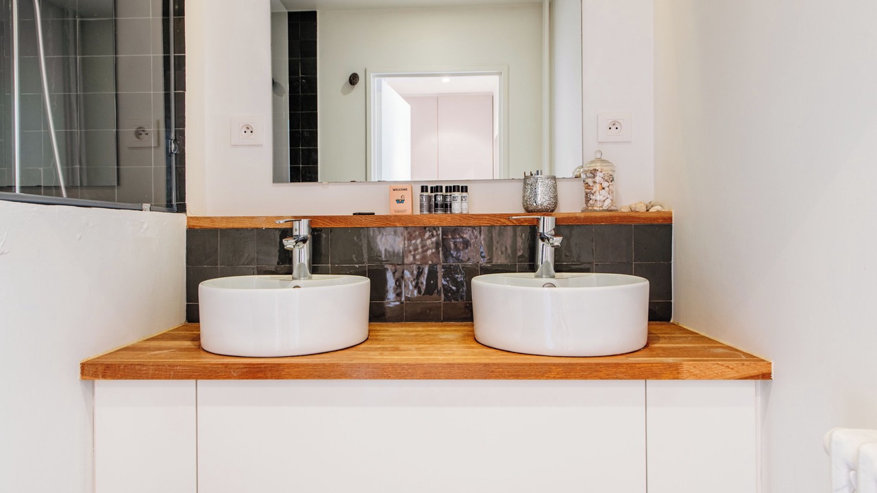 Photo of Bathroom in 12th Arrondissement