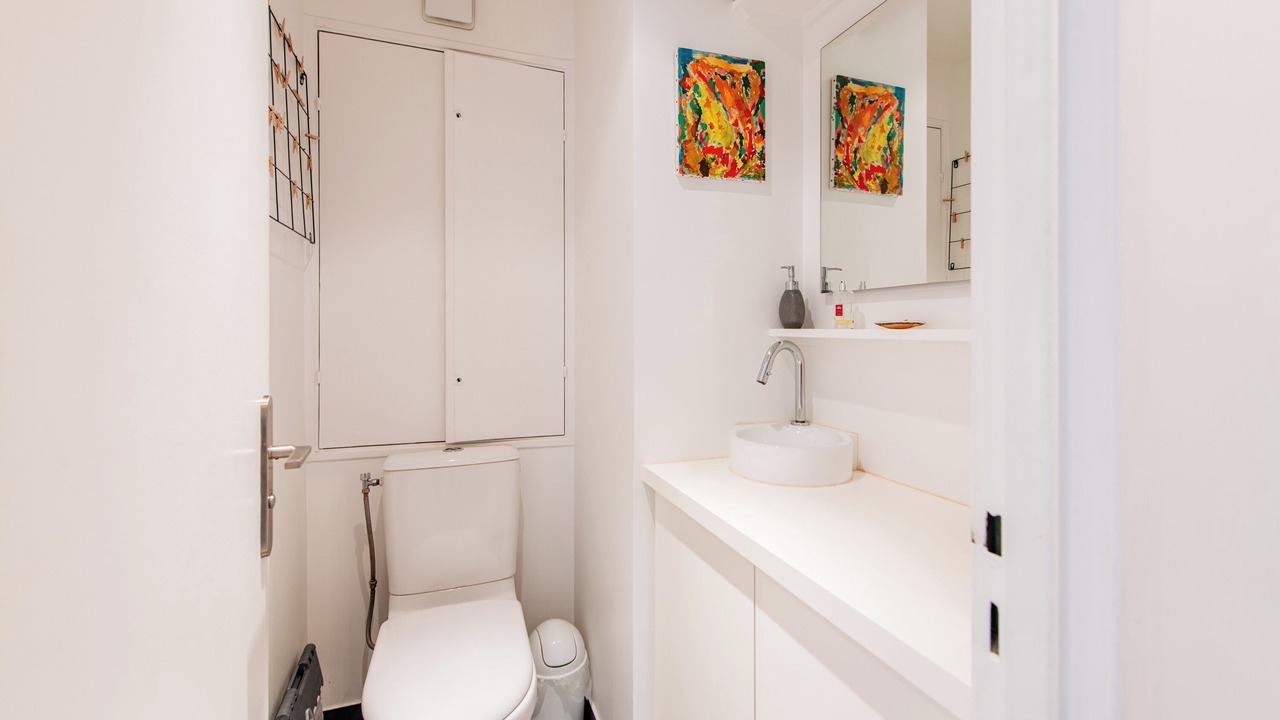 Photo of Bathroom in 12th Arrondissement
