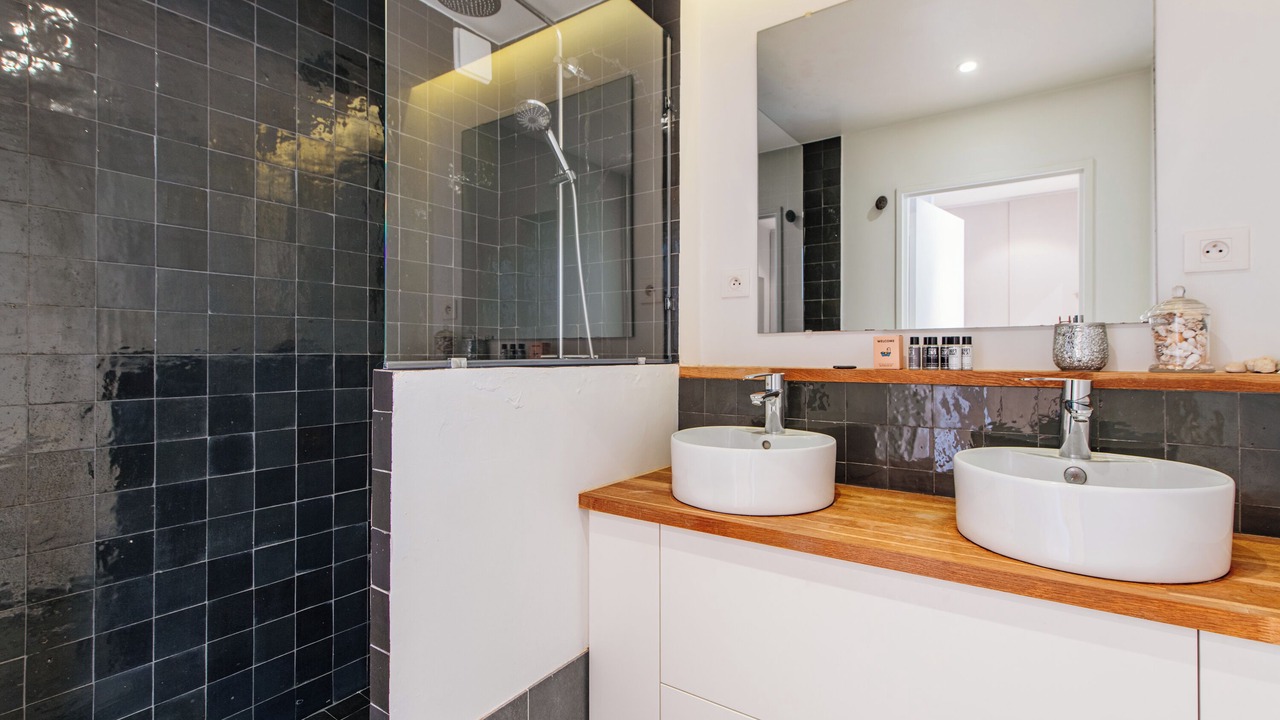 Photo of Bathroom in 12th Arrondissement