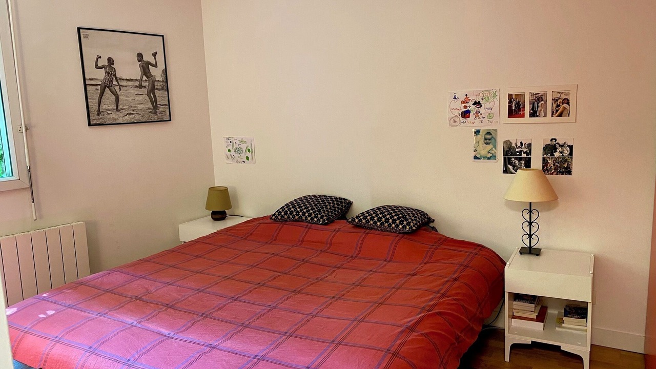 Photo of Bedroom in Saint-Fargeau
